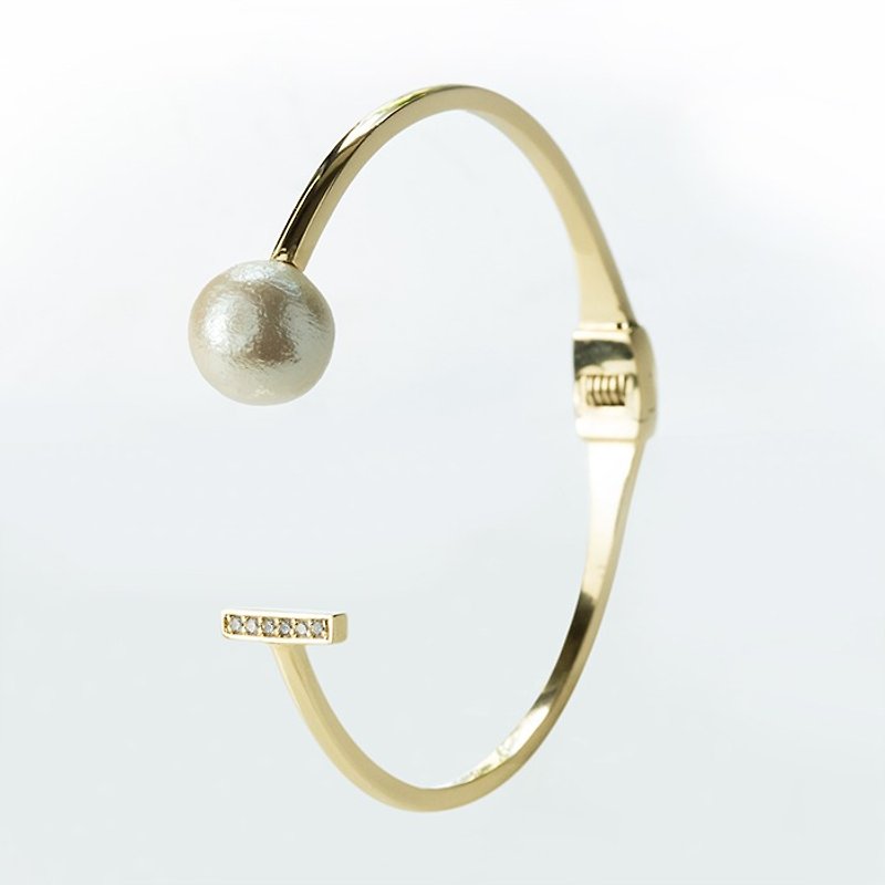 Code series - Attraction cotton pearl bracelet - สร้อยข้อมือ - โลหะ ขาว
