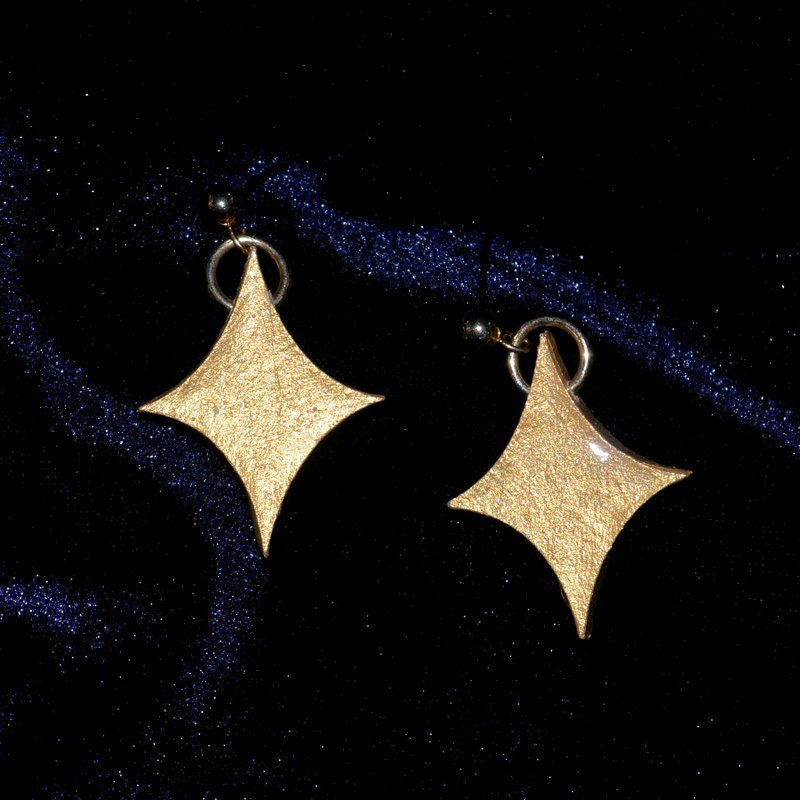 Fantasy Nebula Gold Star Light Sparkling Shape Earrings Earrings Hand Painted Wooden - Earrings & Clip-ons - Wood Gold