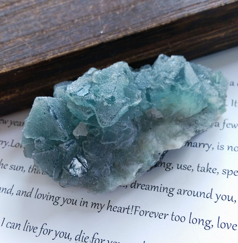 Fluorite 內蒙產地 藍螢石 水晶共生 天然礦石 原礦 - 擺飾/家飾品 - 其他材質 