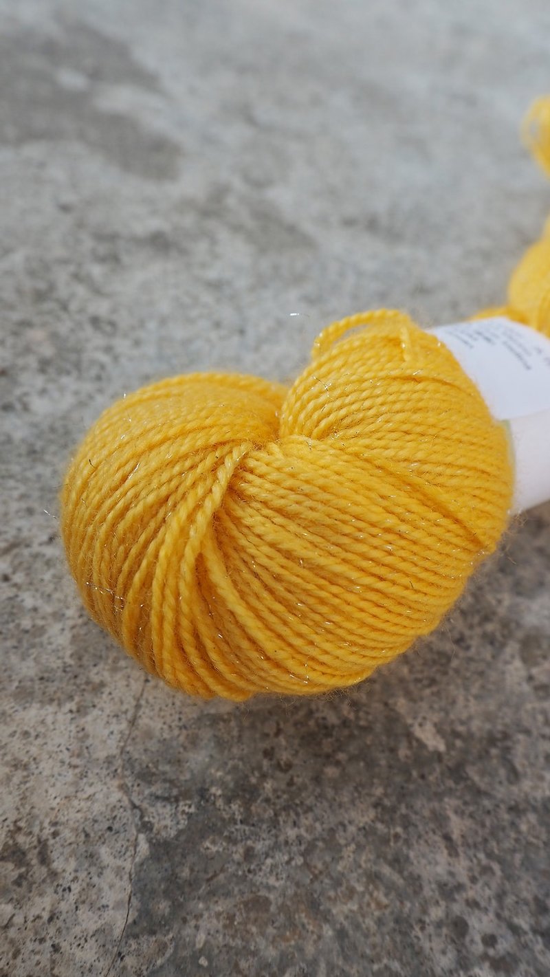 Hand dyed the line. Spark yellow (4ply socks) - Knitting, Embroidery, Felted Wool & Sewing - Wool 