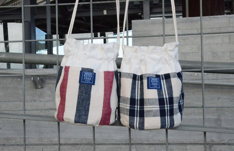 側背水桶包 - 日系棉麻條紋 (現貨供應中) - 側背包/斜背包 - 其他材質 藍色