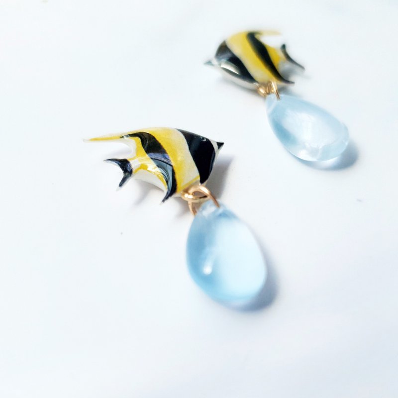 【動物們 No.019】神仙魚 熱帶魚 琉璃耳環/耳夾 - 耳環/耳夾/耳骨夾 - 樹脂 黃色