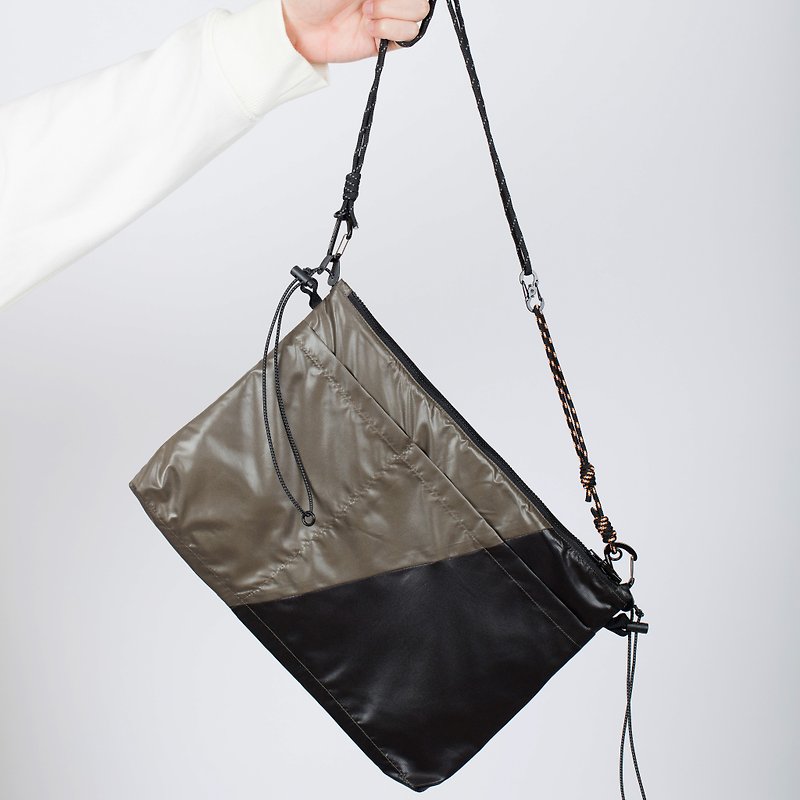 Errorism * Colour blocking shoulder bag - กระเป๋าแมสเซนเจอร์ - วัสดุกันนำ้ สีใส