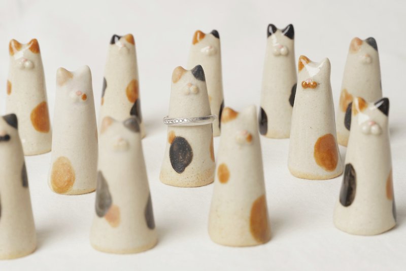 Cat_ring seat - Storage - Pottery Multicolor