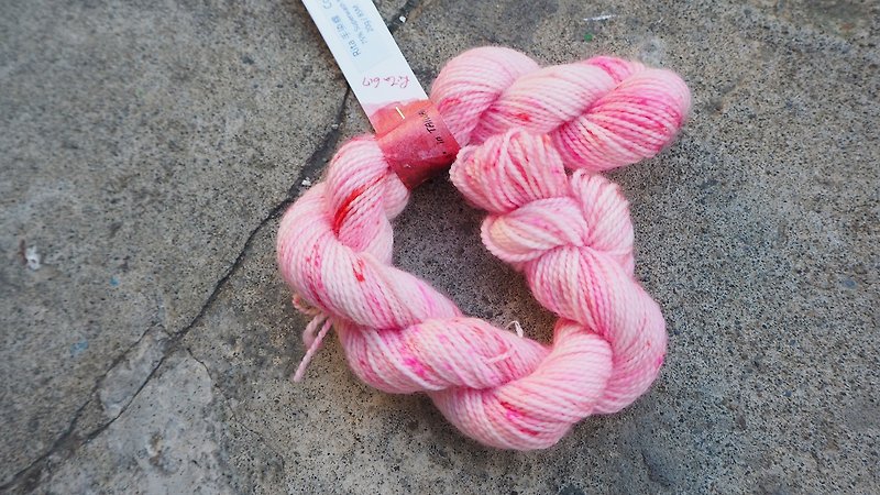 ミニハンド染色ライン。ピンクの爆発 - 編み物/刺繍/羊毛フェルト/裁縫 - ウール 