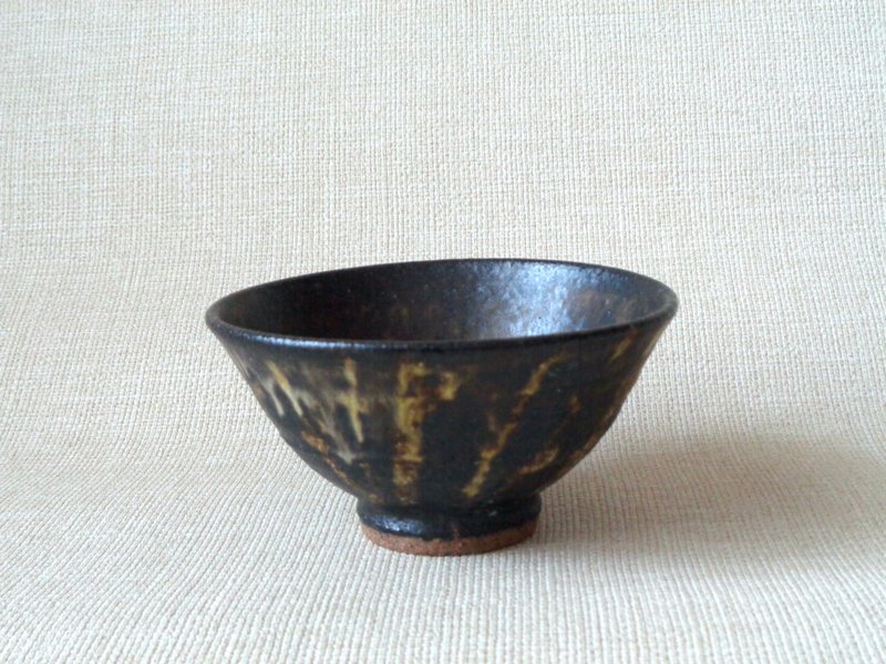 抹茶盌 抜絵草紋b - 碗 - 陶 黑色