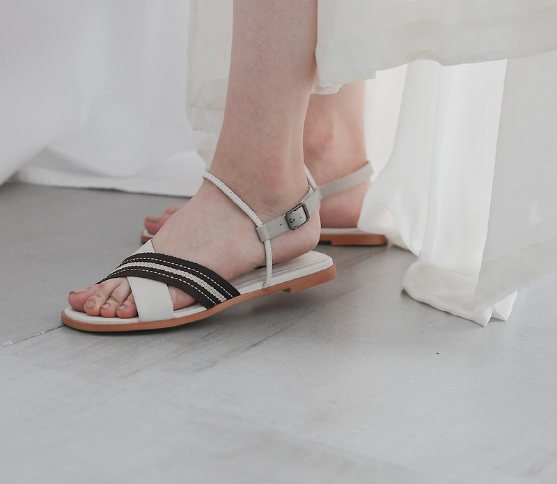 Cross-webbing simple flat sandals brown - รองเท้ารัดส้น - หนังแท้ สีนำ้ตาล
