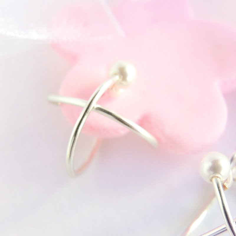 Small pearl X cross Clip-On/sterling silver/14KGF - Earrings & Clip-ons - Precious Metals Gold