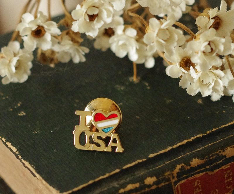 Gold and Silver Baby Antique Gold I Love America Enamel Love Pin Brooch Tie Pin B2090 - เข็มกลัด - โลหะ สีทอง