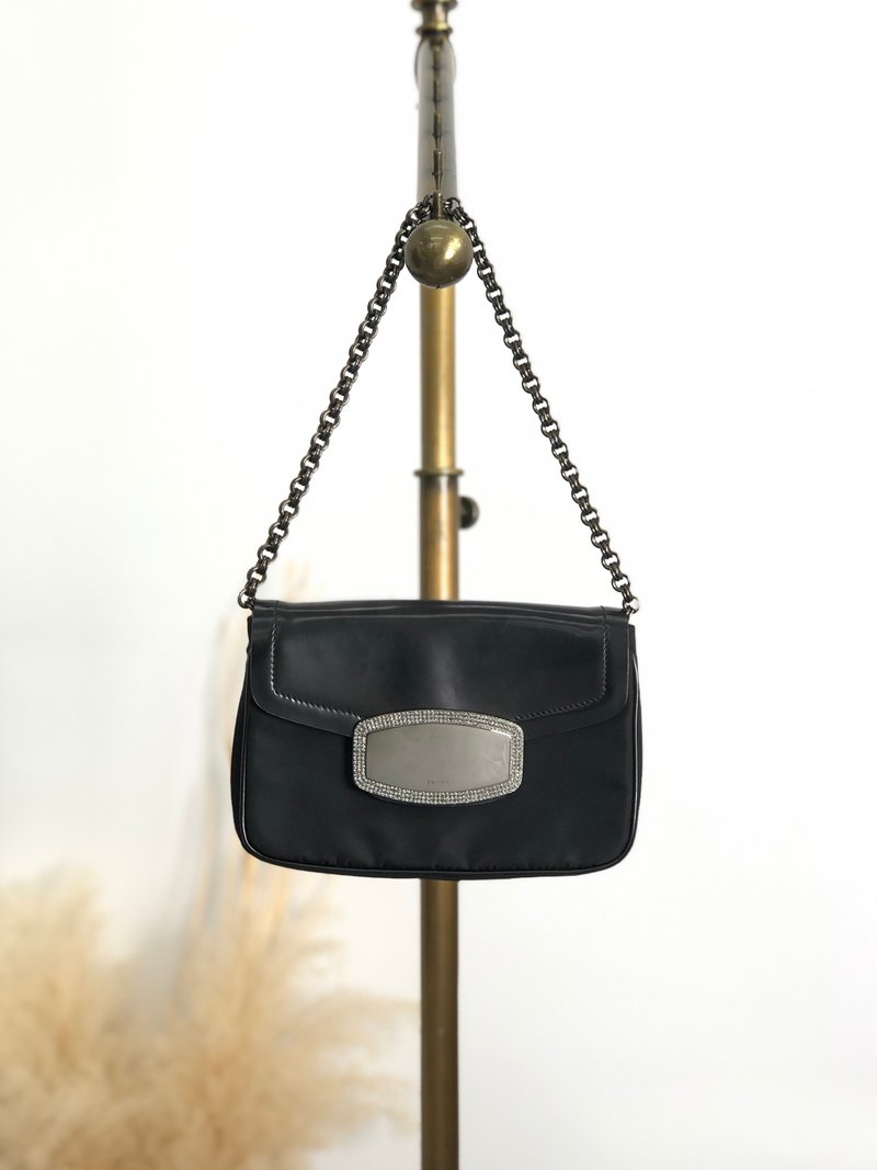 【 日本直送　名牌中古包 】PRADA プラダ ハンドバッグ ブラック ラインストーン ナイロン チェーン vintage ヴィンテージ オールド y8bzmh - 手提包/手提袋 - 尼龍 黑色