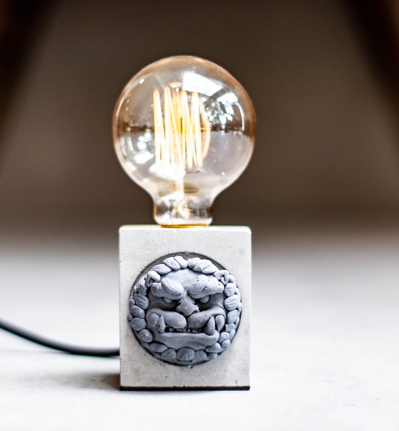 Shu MUSE 44 Stone lions Cement atmosphere table lamp LED lamp tungsten bulb USB lamp decoration - Lighting - Cement Gray