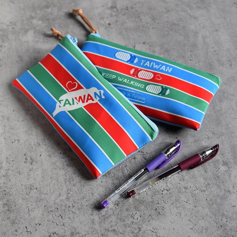 [Tong Lu] Re-engraved Taiwan Qie Zhi style bag pencil case - Pencil Cases - Polyester Blue
