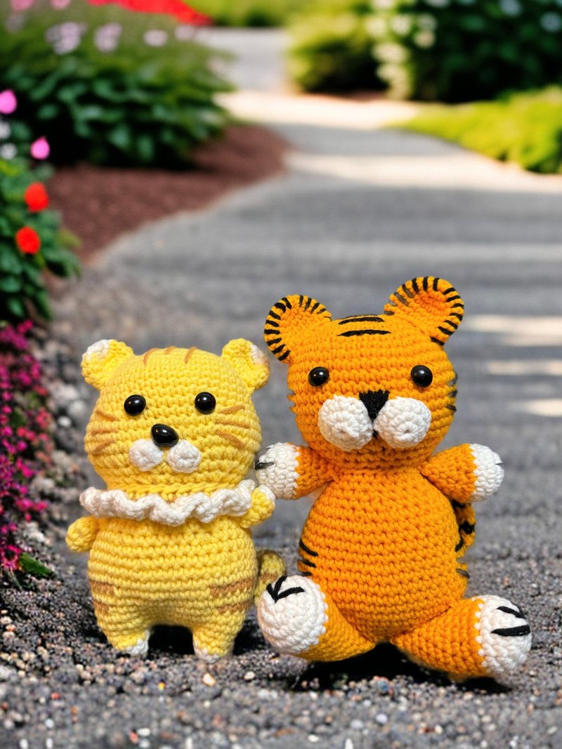 Hand knitted Tiger - Stuffed Dolls & Figurines - Thread Multicolor