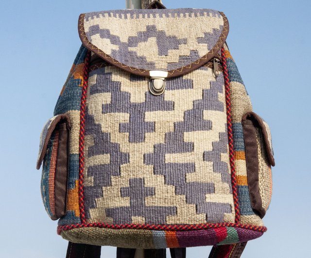 パッチワークデザインバックパック