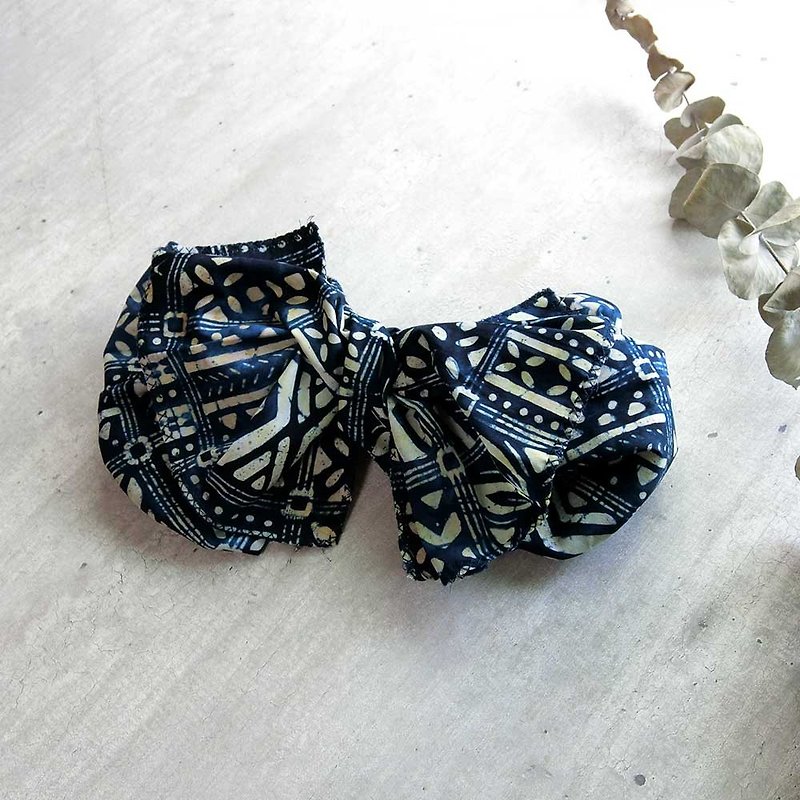 [Shell Art] Giant Butterfly Hair Band (Monochrome National Style) - The whole strip can be taken apart! - Headbands - Cotton & Hemp Blue