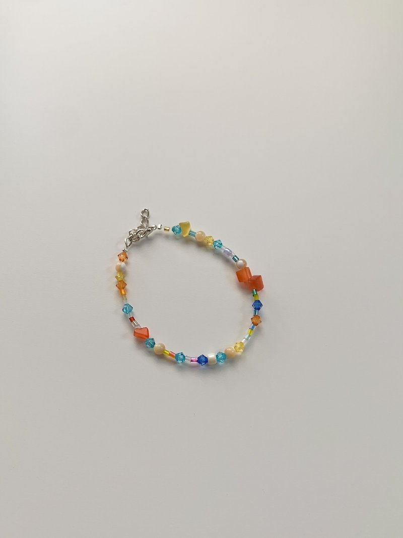 Wallah studio :colorful stone bracelet - 手鍊/手鐲 - 其他材質 多色