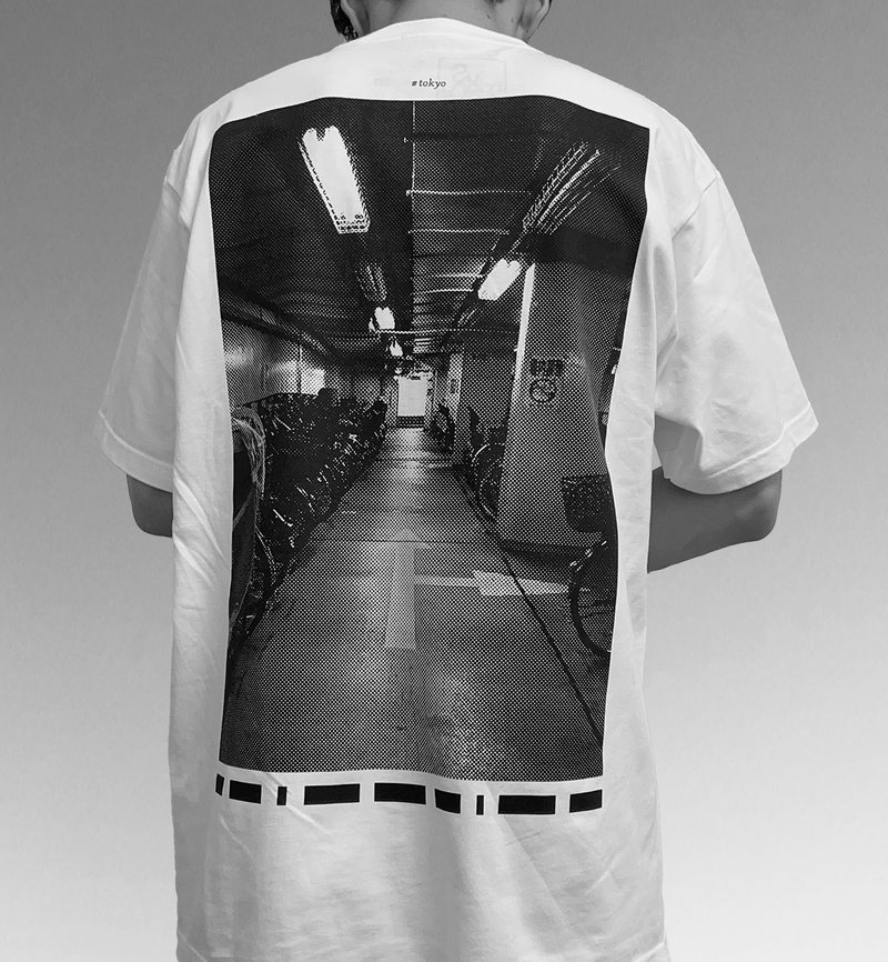 Tシャツ | 東京TOKYO_17 - 女 T 恤 - 棉．麻 白色