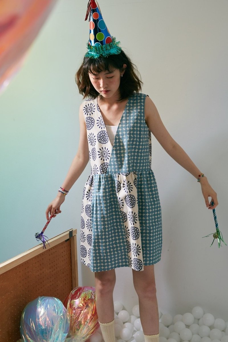 (Left the last standard version) double fabric stitching skirt - ชุดเดรส - ผ้าฝ้าย/ผ้าลินิน สีน้ำเงิน