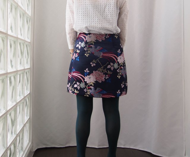 Oriental print mini skirt hotsell