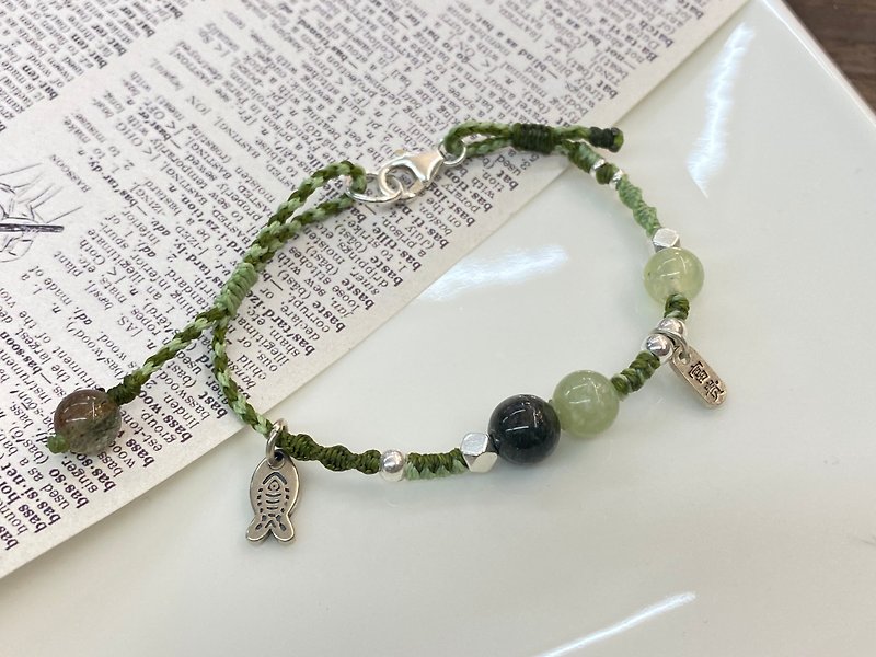 Green crystal irregular design kumihimo bracelet for career and work luck - สร้อยข้อมือ - เงินแท้ 