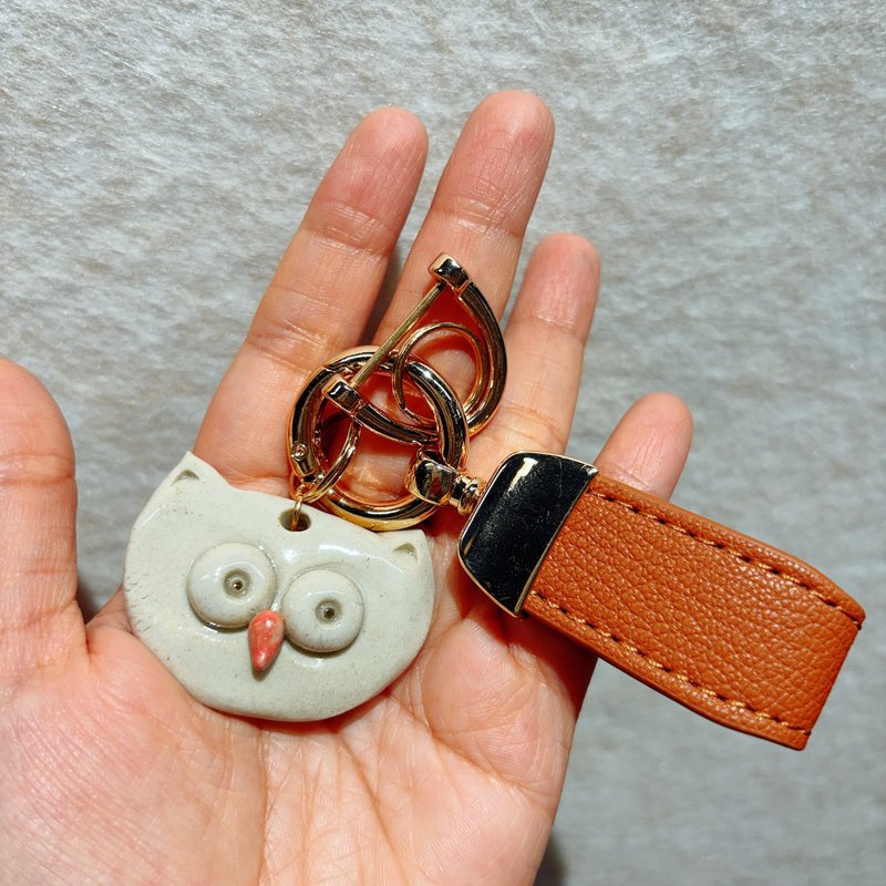 Yoshino Eagle x keychain handmade owl ceramic gift - Keychains - Pottery 