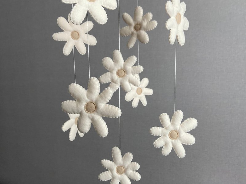 Baby mobile girl, Crib mobile daisy, Flower baby mobile, Mobile for nursery - Baby Gift Sets - Other Materials White
