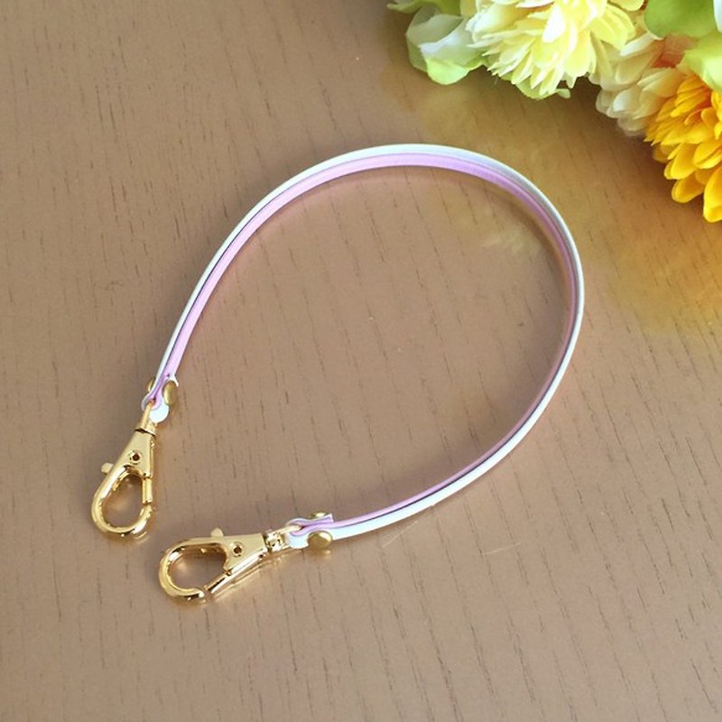 Two-tone color Leather strap ( Pearl Pink and Ivory ) - Clasps : Gold - พวงกุญแจ - หนังแท้ สึชมพู
