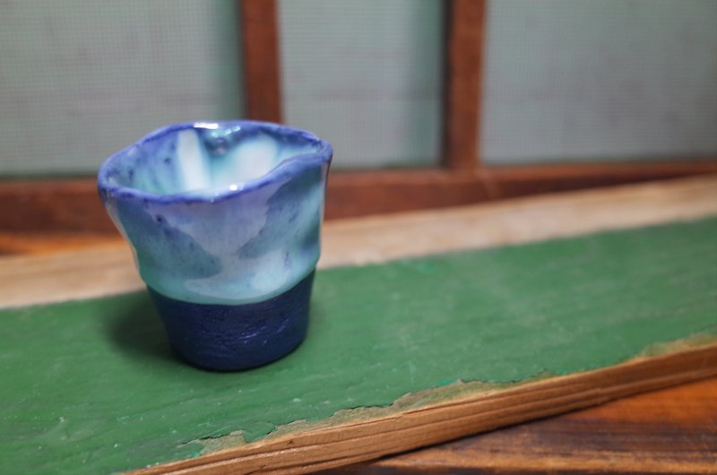 溶化 Melt (藍白小酒杯#2) - 花瓶/花器 - 陶 藍色