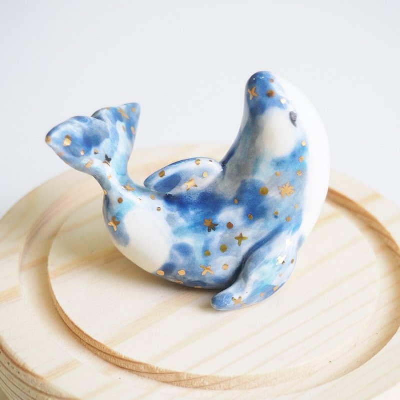 星空鯨魚陶瓷擺飾 - 擺飾/家飾品 - 瓷 藍色