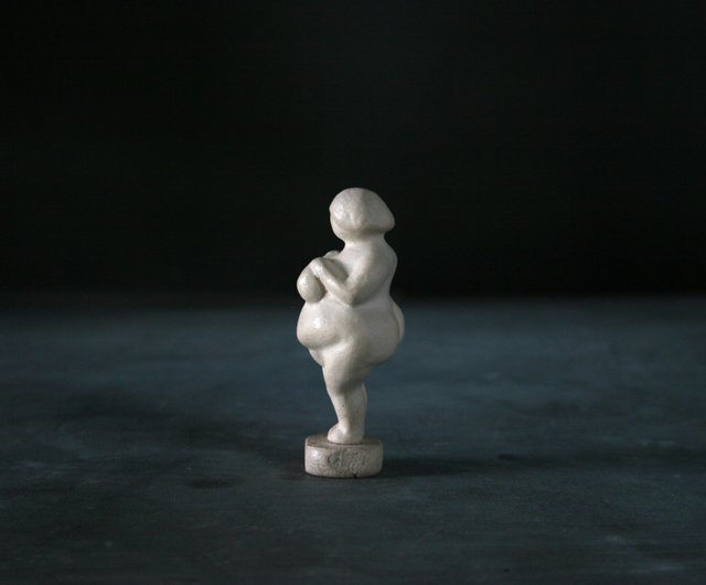 旧石器時代の女神ヴィーナス小像地球の偉大な母ヴィーナスウィレン