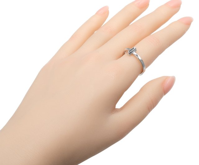 日本直送】ティファニーリングTワン14号指輪2.5mmモデルK18WG ホワイト