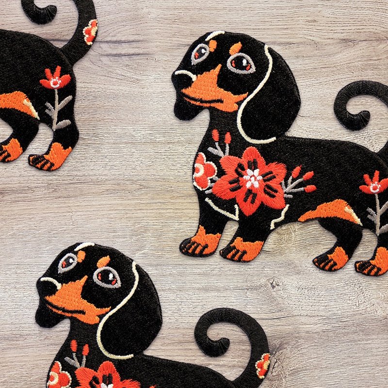 Embroidered Patch Oriental Blossom Dachshund - Other - Thread 