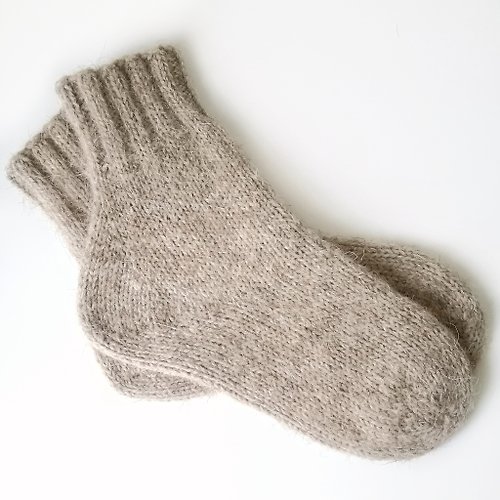 bunnyoksunny Hand-knit therapeutic men's warm socks: crafted from natural sheep's wool yarn
