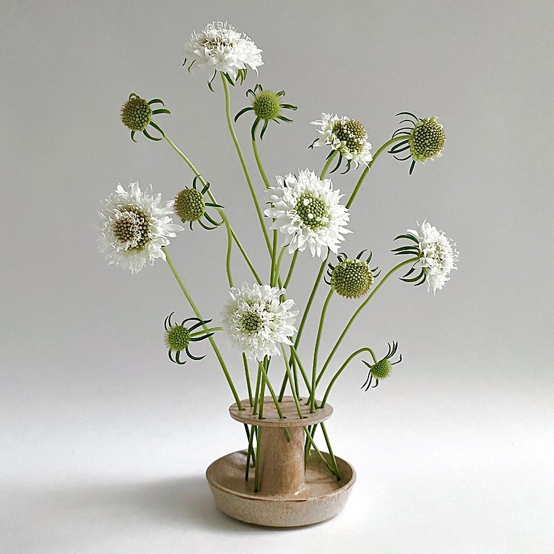 [Flower Arrangement Stand Series] Honey Oatmeal Flower Arrangement Stand No. 2 - Items for Display - Pottery Khaki
