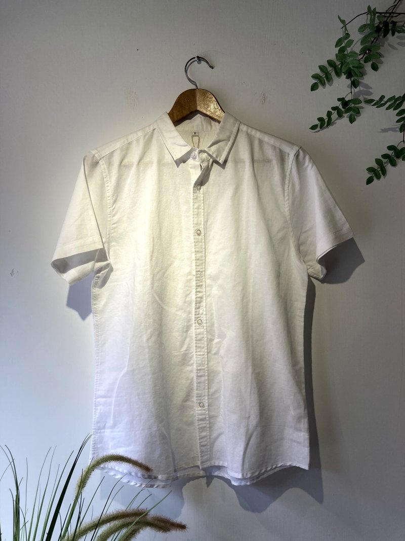 Cotton short-sleeved Linen shirt - เสื้อเชิ้ตผู้ชาย - ผ้าฝ้าย/ผ้าลินิน ขาว