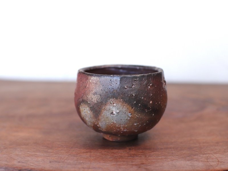 Bizen ware sake cup gi-040 - แก้วไวน์ - ดินเผา สีนำ้ตาล