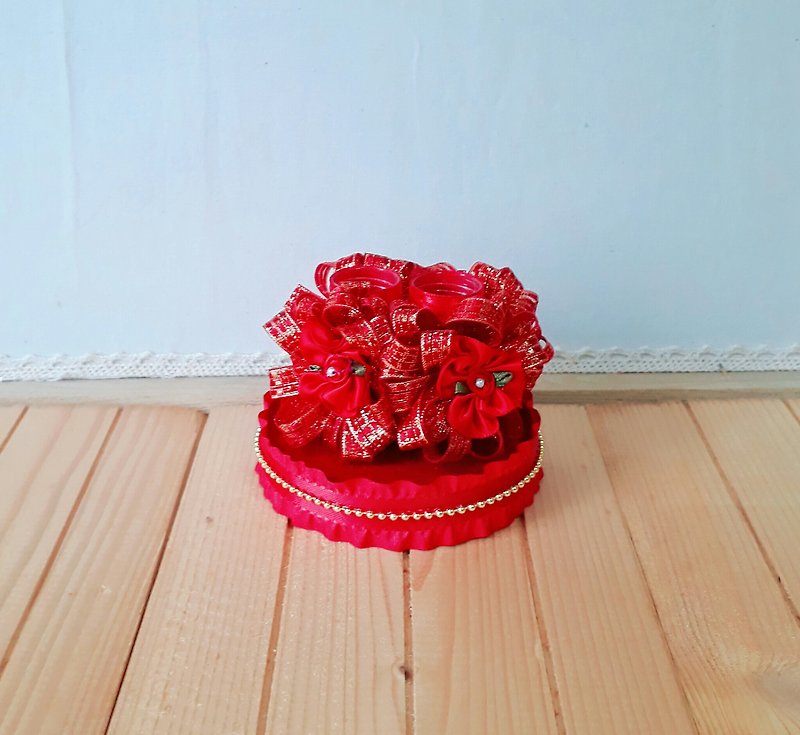 Airy red wedding ribbon pen holder/pure white ribbon pen holder - กล่องใส่ปากกา - วัสดุอื่นๆ สีแดง