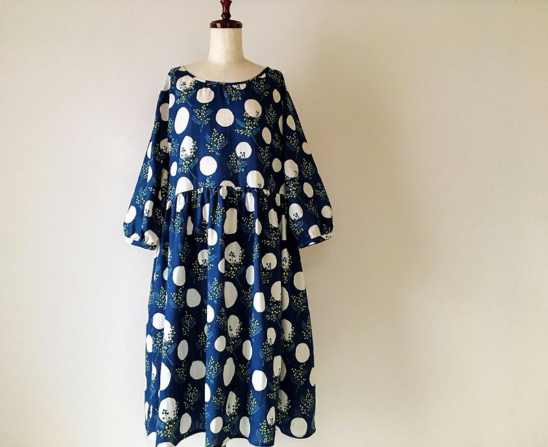 ミモザのラグランワンピース　ダブルガーゼ　ネイビー - 連身裙 - 棉．麻 藍色