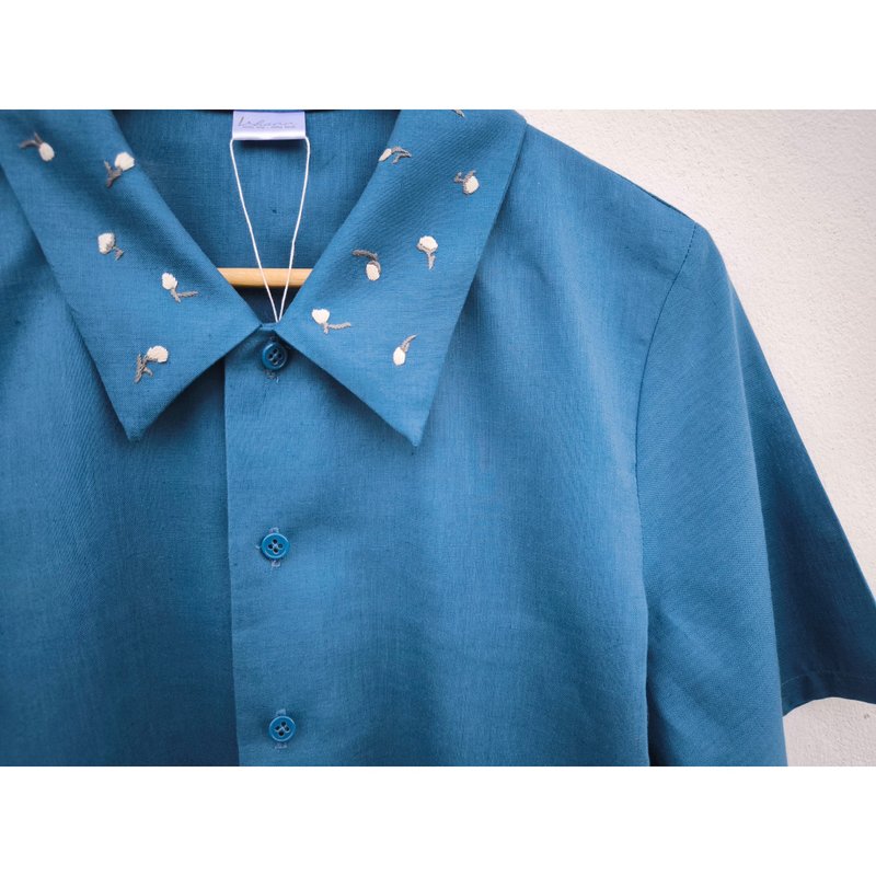 Embroidery | Linen | Dark Blue Cropped Shirt - 女襯衫 - 棉．麻 藍色