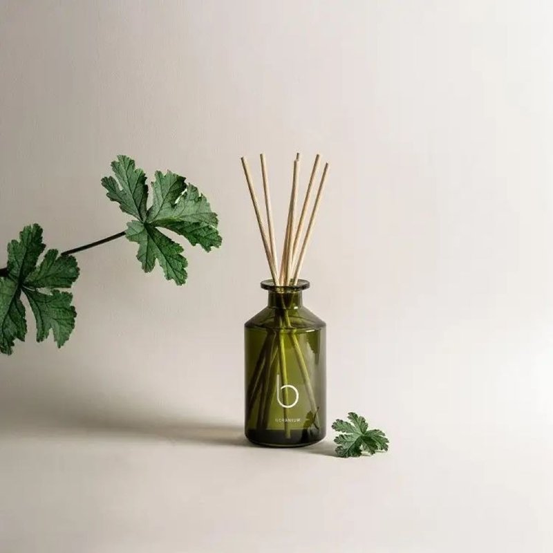 [Gift Recommendation] Bamford Geranium Indoor Diffuser - Fragrances - Glass 