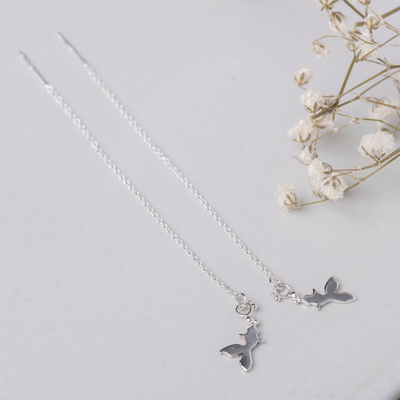 . Every year. NO.01 There are fish long ear pins/925 Silver - ต่างหู - โลหะ สีเงิน