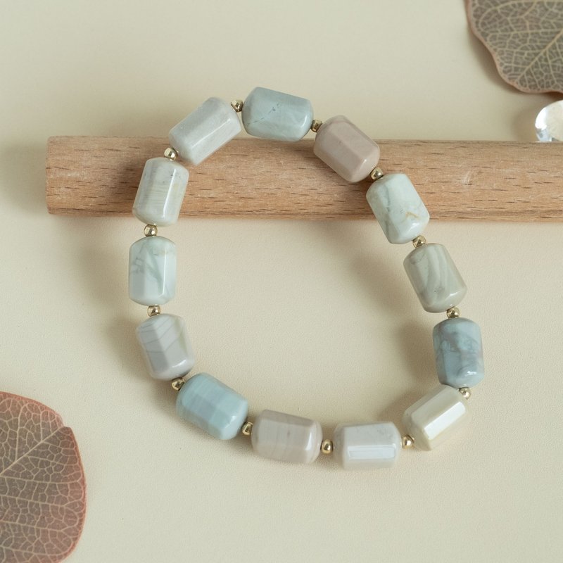 Pastel Colour Alashan Agate genuine gemstones stretch bracelet BDay gift for her - สร้อยข้อมือ - คริสตัล หลากหลายสี