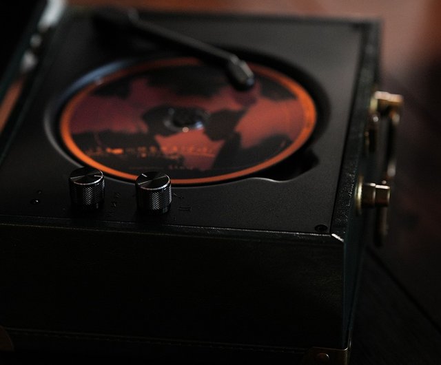 ZARD 携帯用CDプレーヤー Amazon.co.jp: Wrong colors ポータブルCD