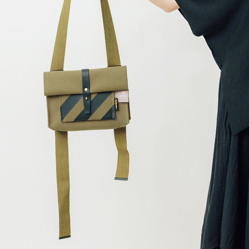 Small carry-on bag | Small square bag | Side bag | Cross-body bag | Travel bag | sacoche - กระเป๋าแมสเซนเจอร์ - ผ้าฝ้าย/ผ้าลินิน สีเขียว
