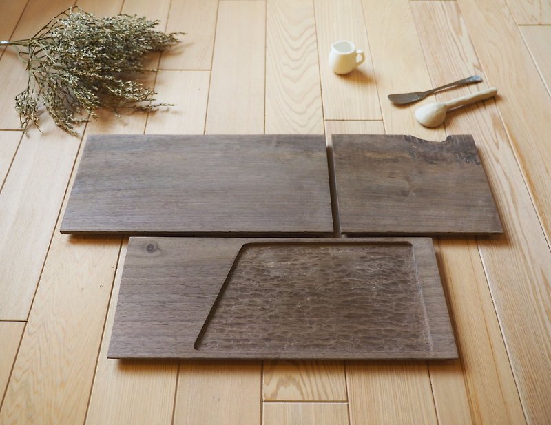 Chopping board / wood plate / coaster three groups of walnut - Cookware - Wood Purple