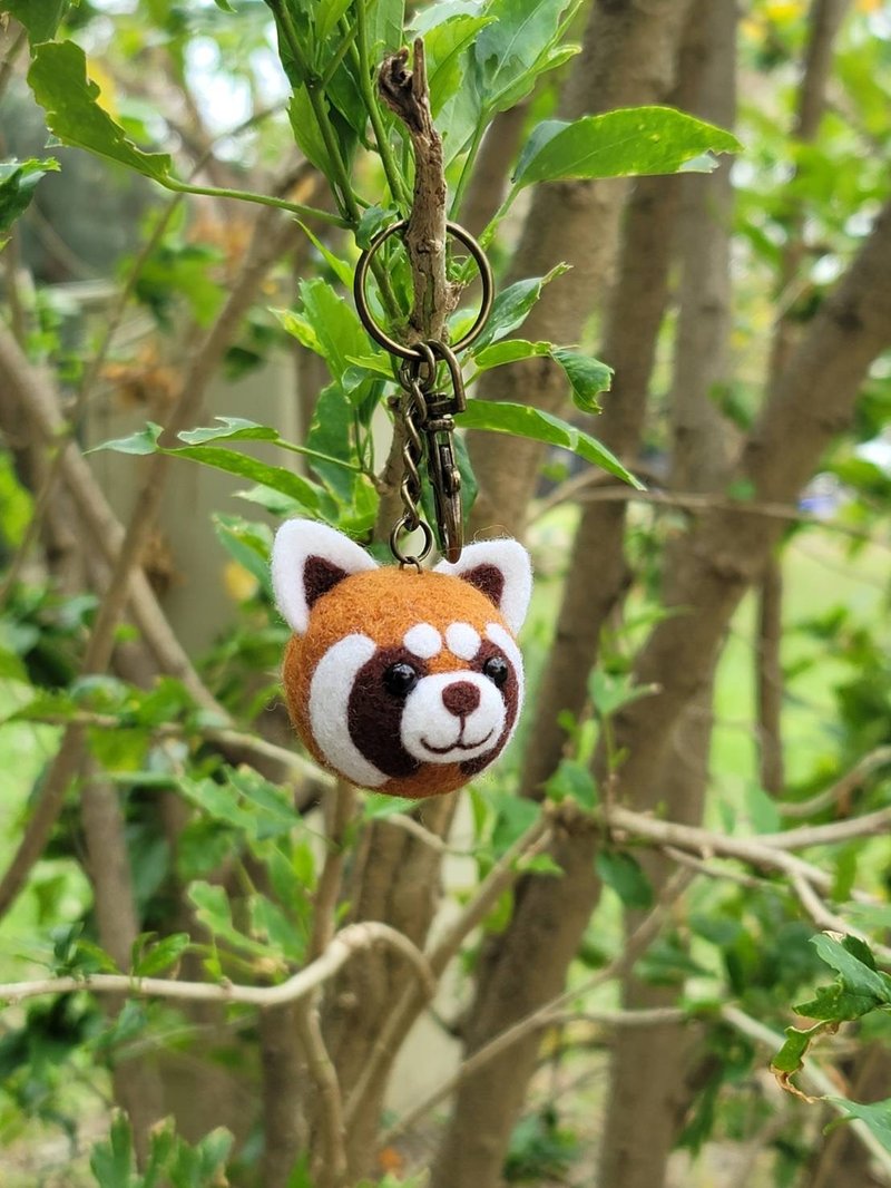 Handmade wool felt-little bear keychain - Keychains - Wool 