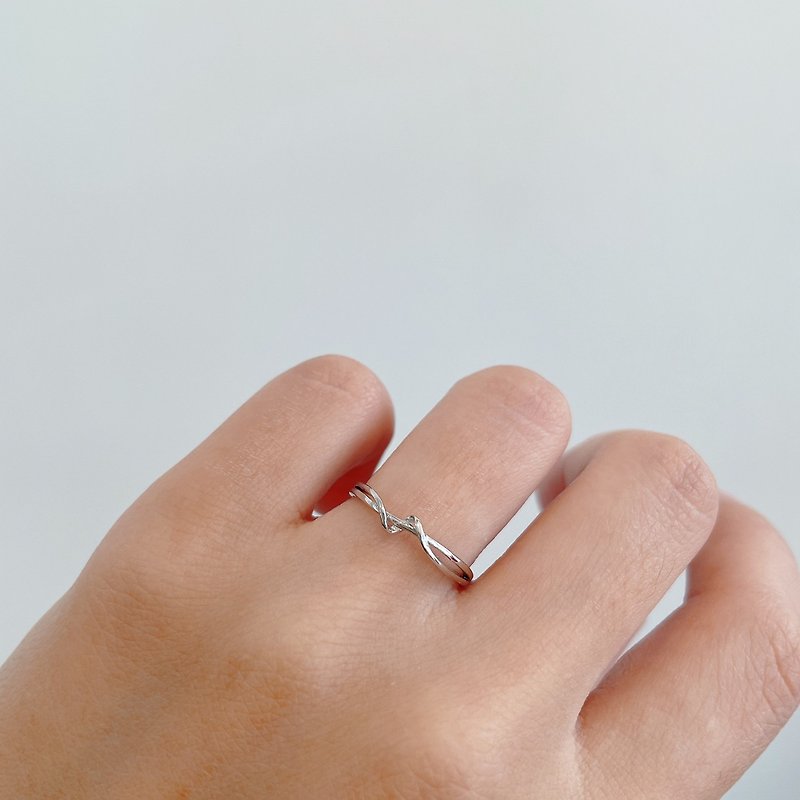 │Simple│Ripples• Open Ring• Minimalist• Sterling Silver Ring• Can touch water and resist allergies - General Rings - Sterling Silver 