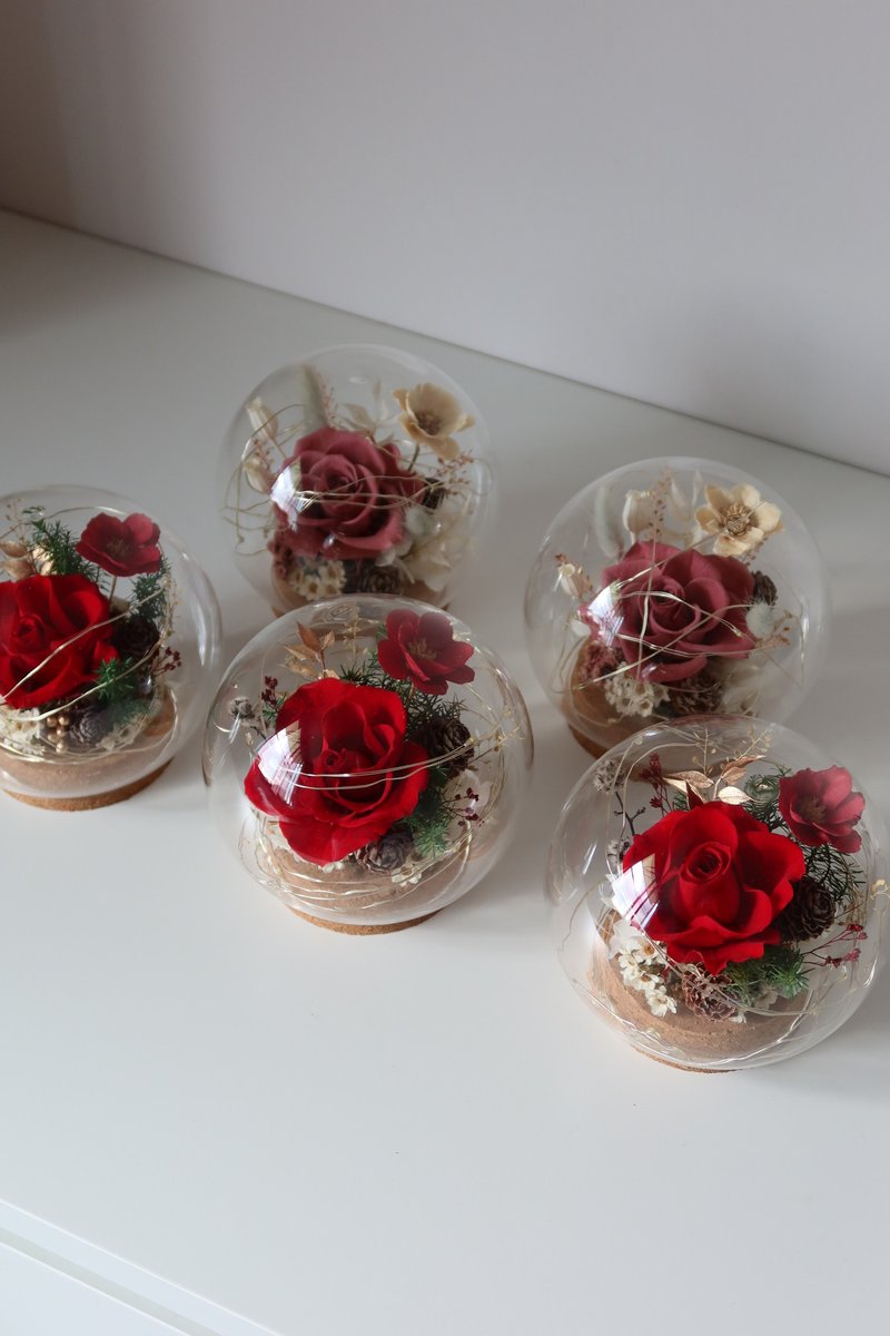 Everlasting flower glass cup night light birthday gift exchange gift - ช่อดอกไม้แห้ง - พืช/ดอกไม้ 