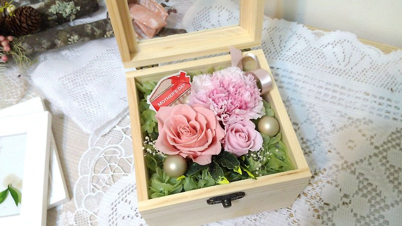 l Thank you for Mother's Day wooden box flower gift l*No withered flowers. Stellar flowers. Everlasting flowers*Gifts*Mother's Day - ตกแต่งต้นไม้ - พืช/ดอกไม้ 