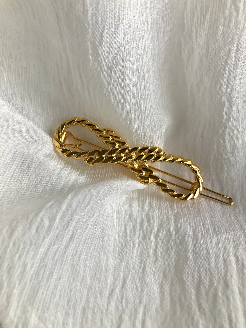 [Direct from Japan, branded used packaging] CELINE Barrette Gold Twist M0926 vintage old kanf4u - เครื่องประดับผม - วัสดุอื่นๆ สีทอง